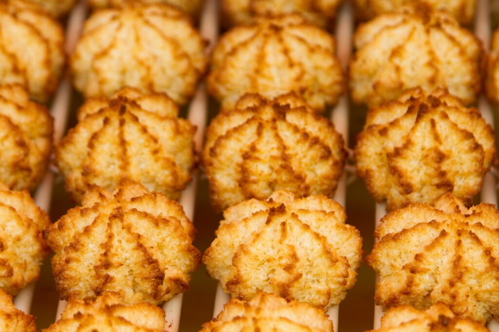 Coconut cookies pile